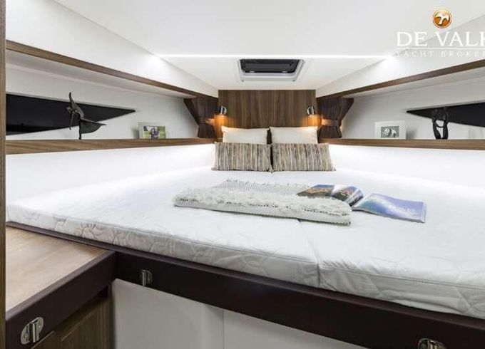 Galeon 335 HTS