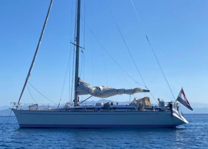 Nautors Swan 48