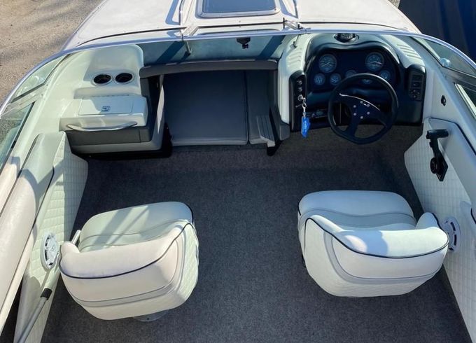 Sea Ray 200 SR