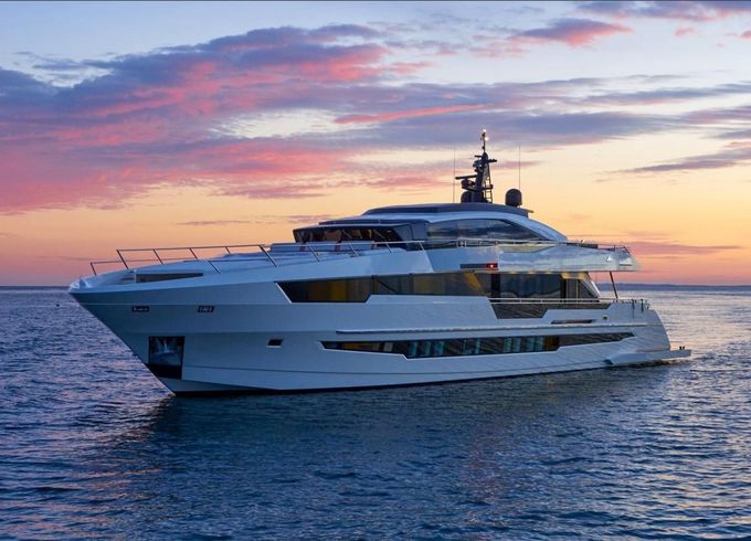 Astondoa 110 Century