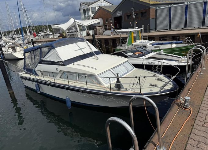 Coronet Commander 32