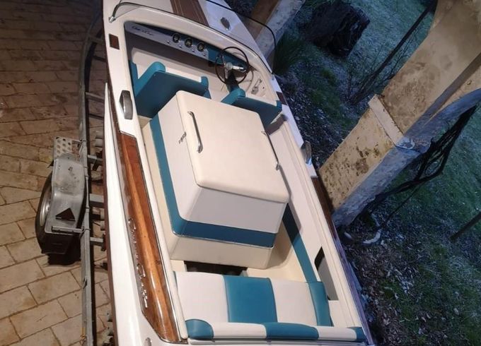 Chris Craft SUPER SPORT 21