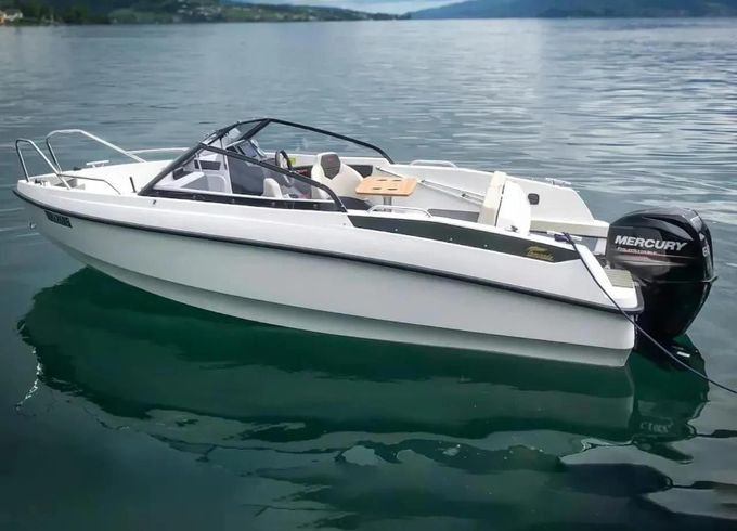 Bella 500 Bowrider