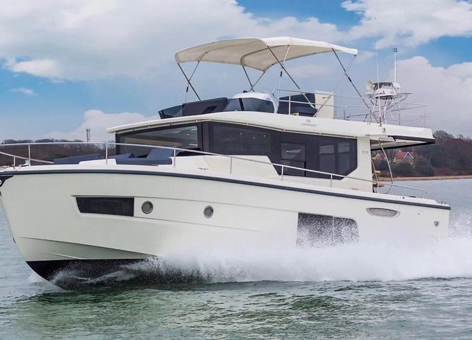 Cranchi Eco Trawler 43 Long Distance