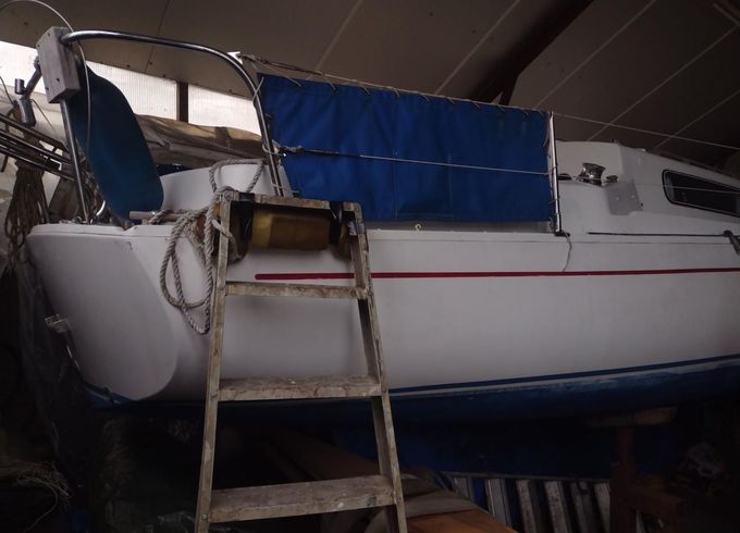 Albin Vega 27