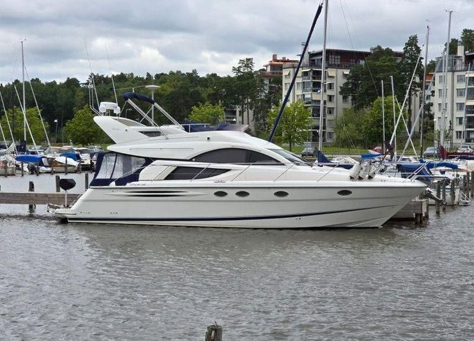 Fairline Phantom 43 Fly