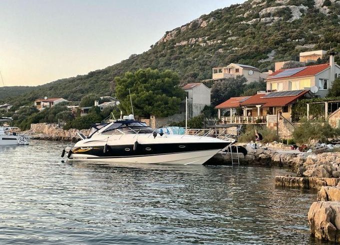 Sunseeker 44 Camargue