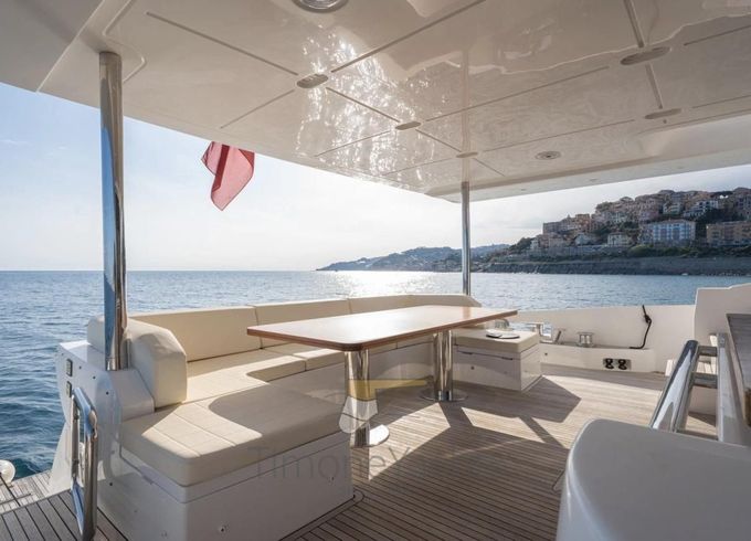 Azimut 80 Flybridge