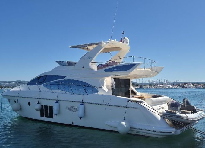 Azimut 53 FLY