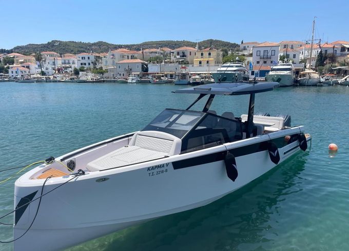 Virtue V10 Top