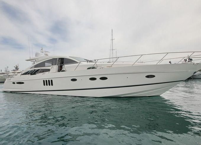 Princess Yachts International V70