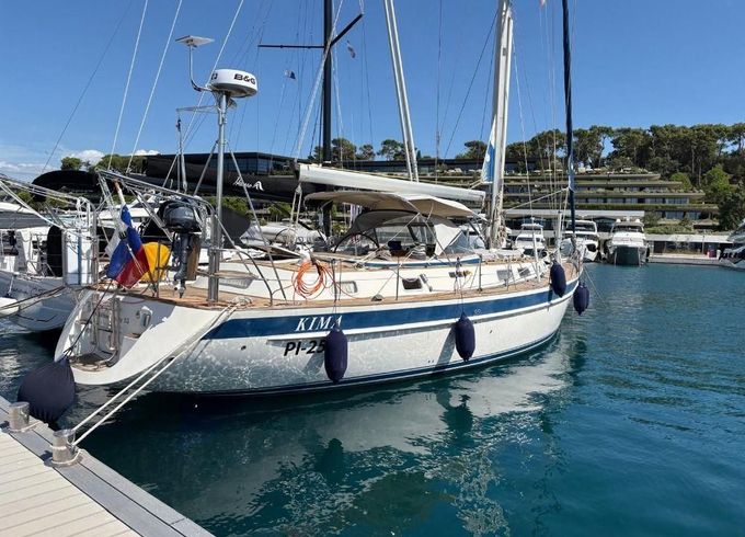 Hallberg-Rassy H.R. 53