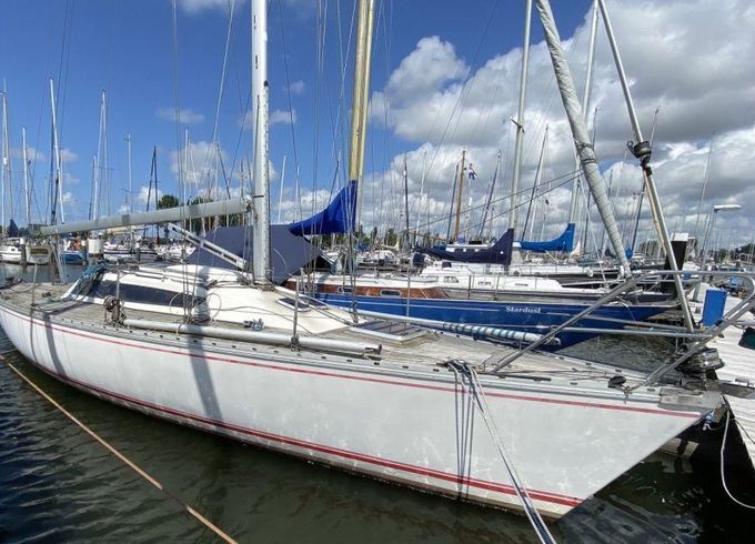 Jeanneau Selection 37