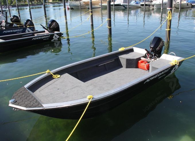 Powerboat 420 Tiller Lite