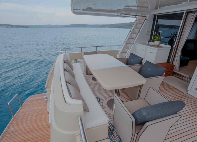 Oceanco 25M - REFIT !!