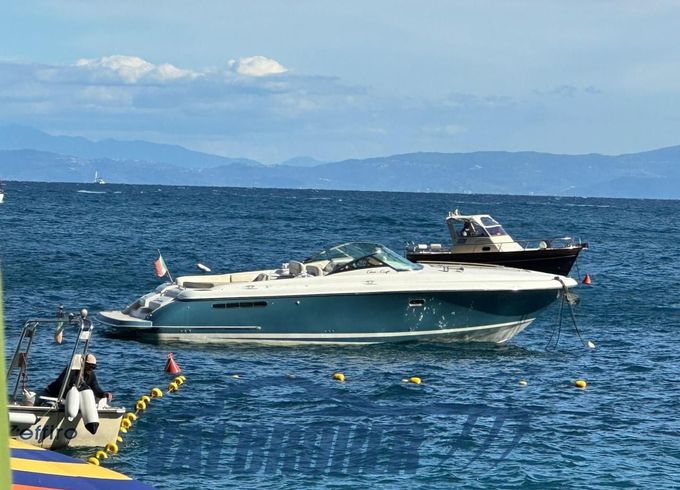 Chris Craft CORSAIR 36