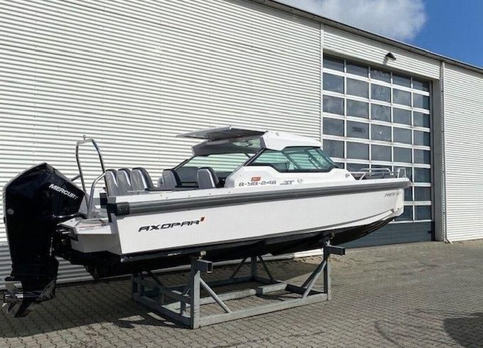 Axopar 24HT