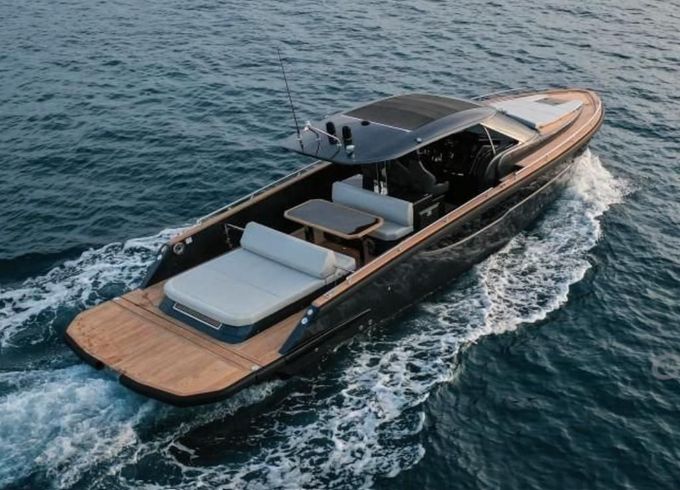 Focus Motor Yacht Forza 37