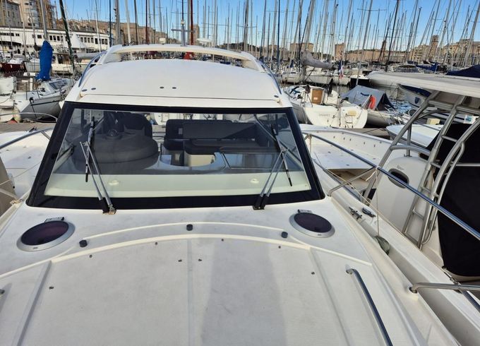 Galeon 325 Hto Avec Possibilité De Place