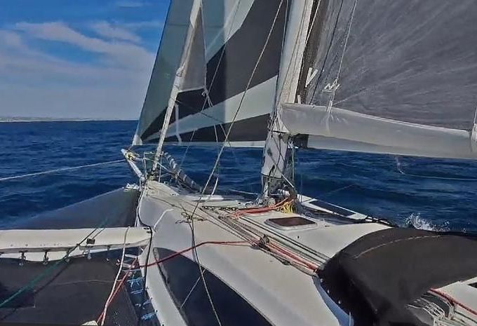 Farrier F32-RX folding trimaran