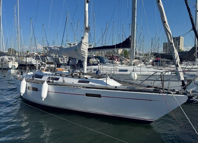 Helmsmann 35