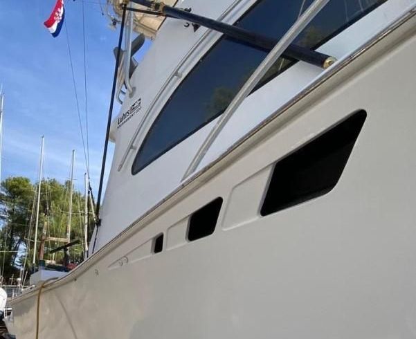 Luhrs 320 Tournament Convertible