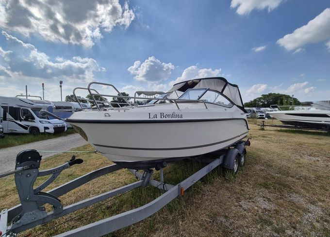 Quicksilver Active 595 Cruiser OB