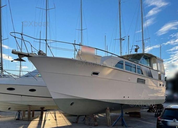 Hatteras 43 DC