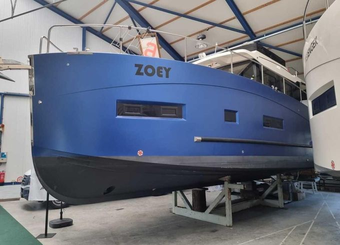 Cobra Futura 40