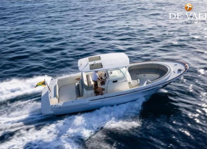 Hunt Surfhunter 33
