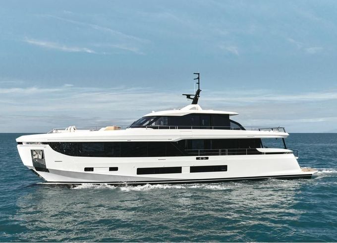 Azimut Grande 30M