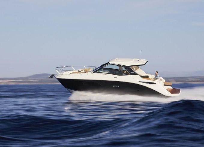 Sea Ray Sundancer 320 Europe