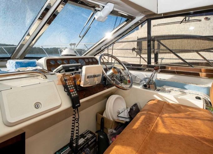 Fairline Corsica 35