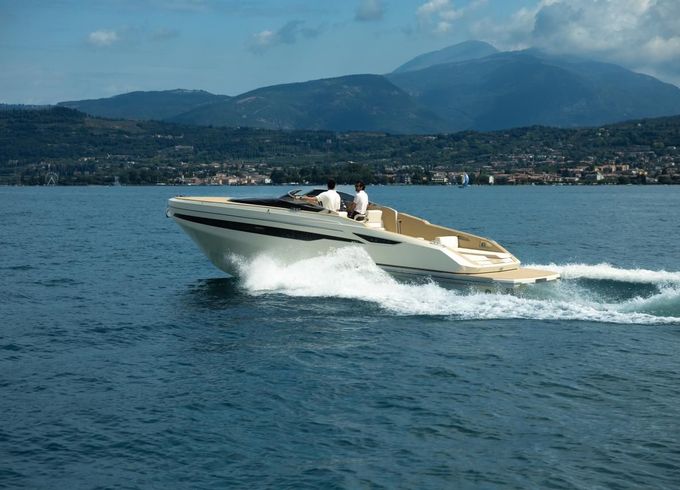 Epica Yacht Epica 33