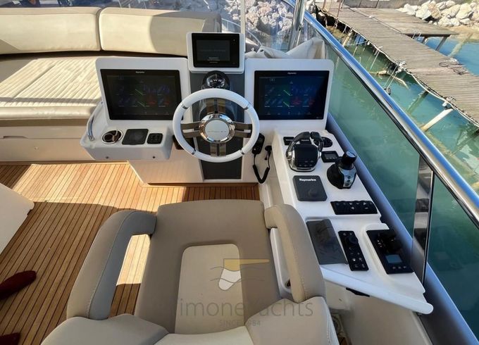 Azimut Magellano 66