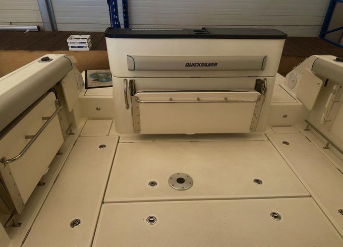 Quicksilver 805 PILOTHOUSE