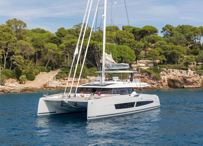 Fountaine Pajot Thira 80