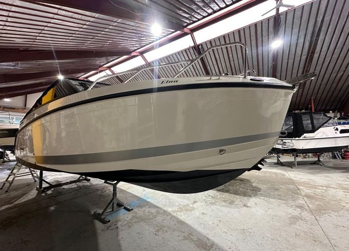 Quicksilver CR  675 mercury 150 HK Quick