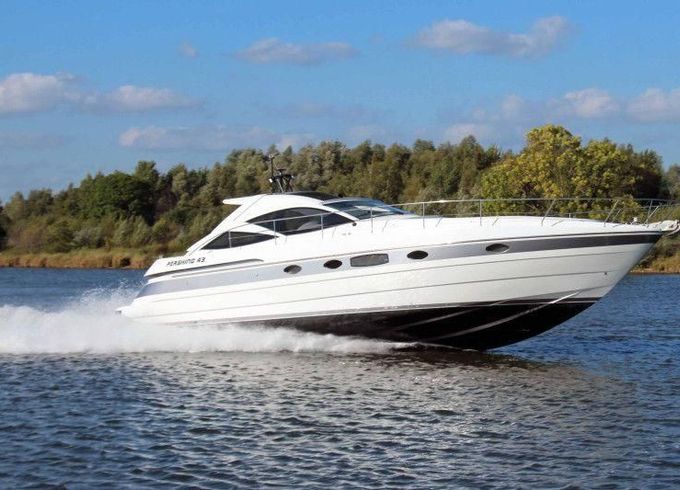 Pershing 43 HT