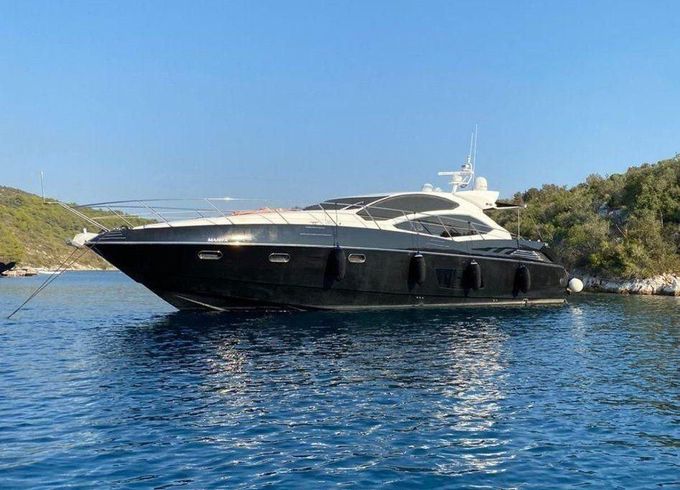Sunseeker 64 PREDATOR - 2011