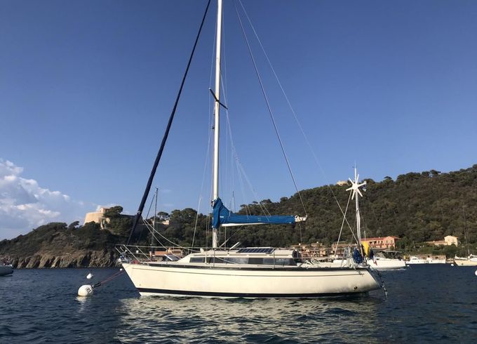 Dufour 3800