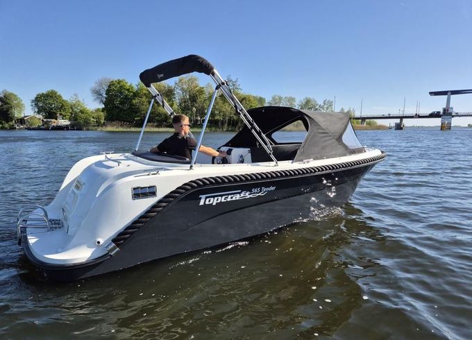 Topcraft 565 Tender