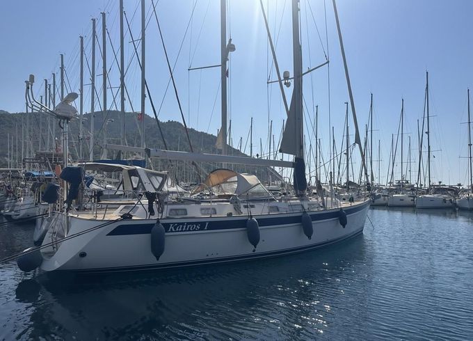 Hallberg-Rassy 48