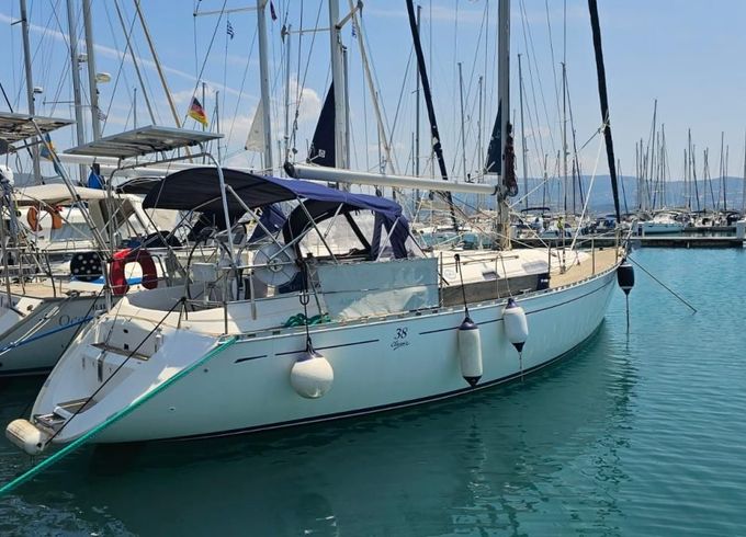 Dufour 38 Clasic