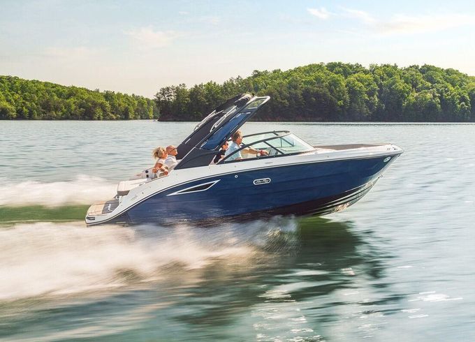 Sea Ray SDX 230