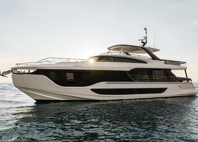 Azimut GRANDE 26 M