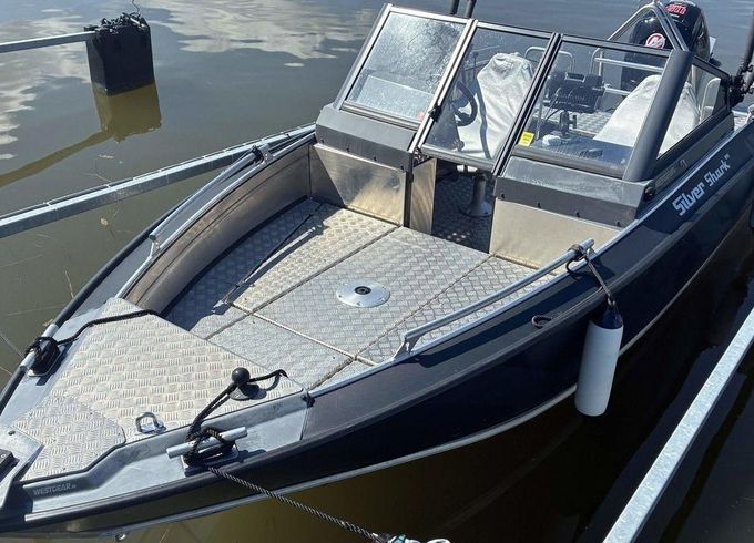 SilverYacht Shark BRx