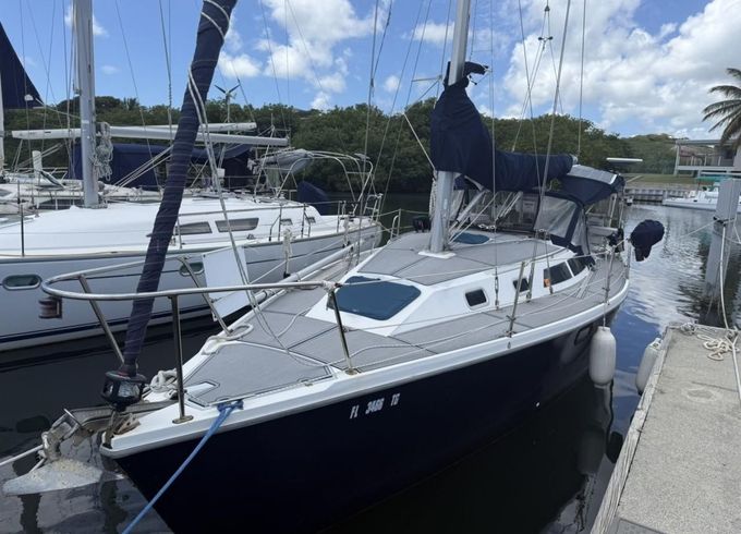 Catalina 320
