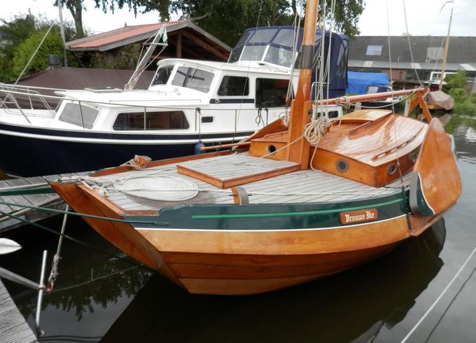 Van Der Meulen Kajuitzeilschouw 800