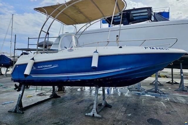 Quicksilver 500 Commander